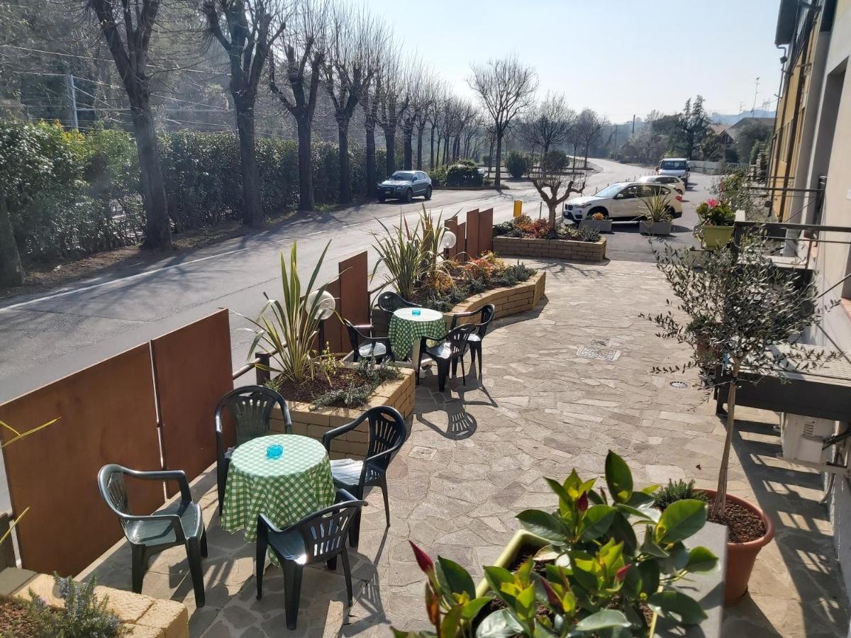 Hotel La Passeggiata Desenzano del Garda Buitenkant foto