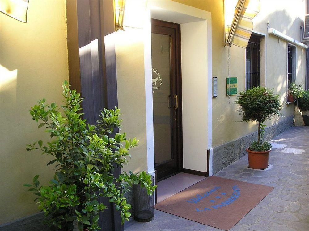 Hotel La Passeggiata Desenzano del Garda Buitenkant foto