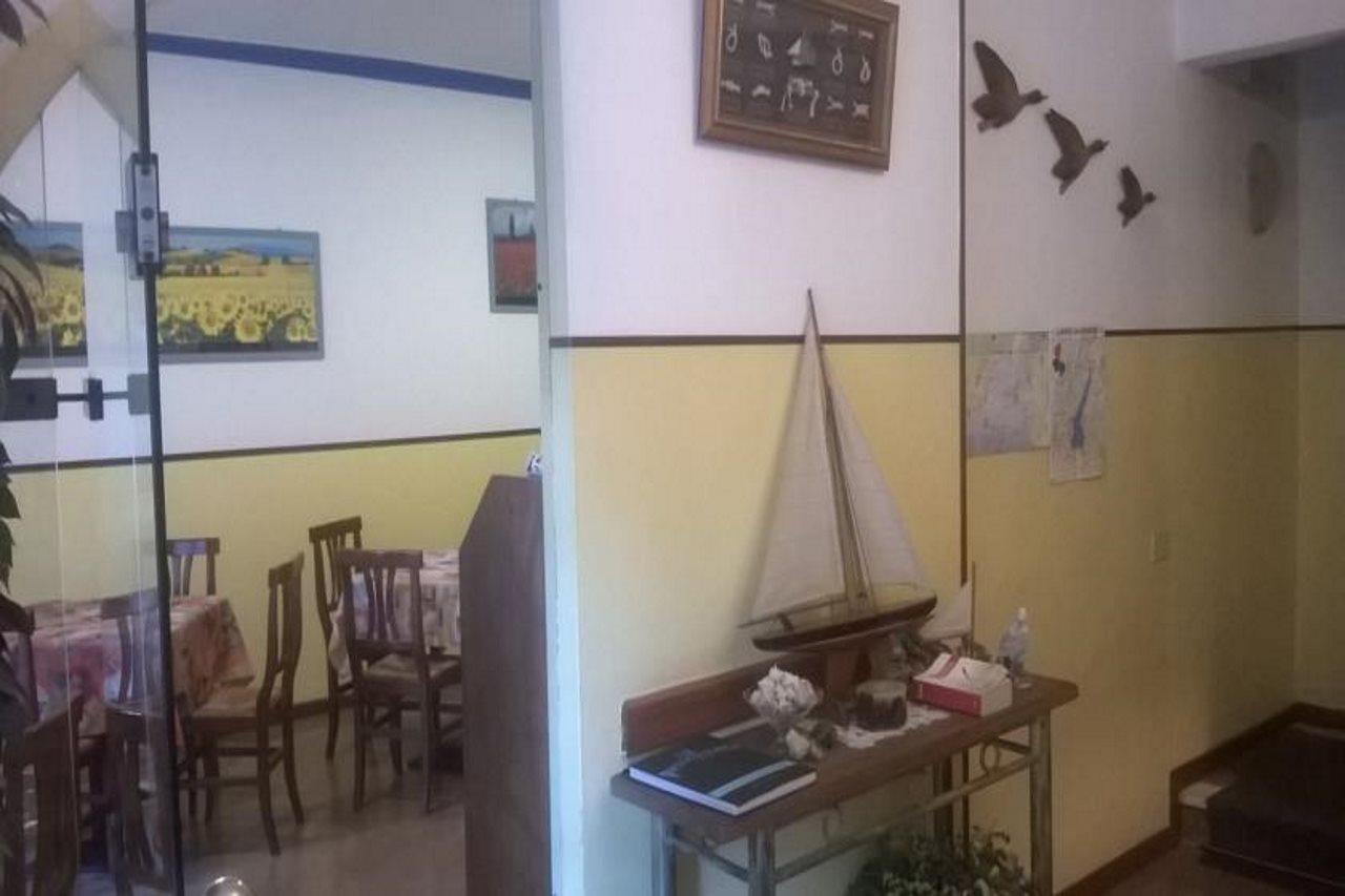 Hotel La Passeggiata Desenzano del Garda Buitenkant foto
